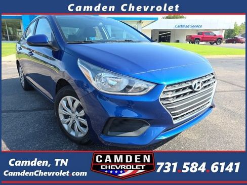 Used 2022 Hyundai Accent SE FWD image 1