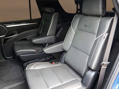 Certified 2025 Cadillac Escalade Sport w/ Touring Package AWD/4WD image 24