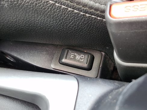 Used 2012 Mitsubishi Outlander GT FWD image 8