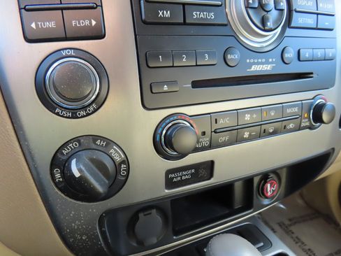 Used 2014 Nissan Armada SV image 20