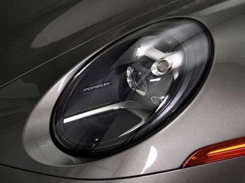 Used 2023 Porsche 911 Carrera image 35