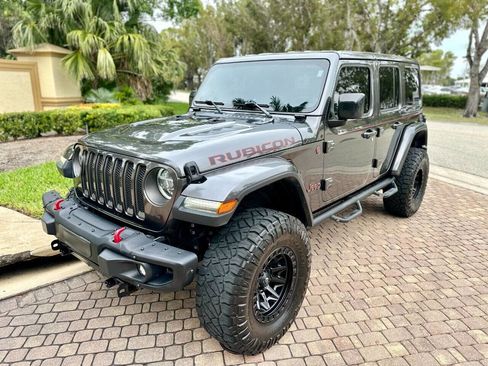 Used 2018 Jeep Wrangler Unlimited Rubicon image 12