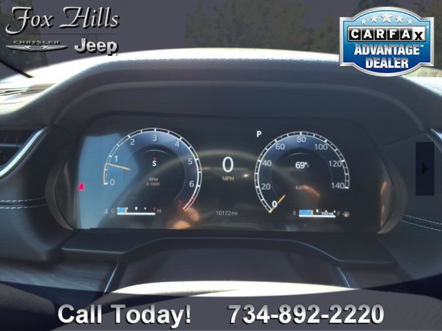 Certified 2025 Jeep Grand Cherokee Limited w/ Black Appearance Package AWD/4WD image 19