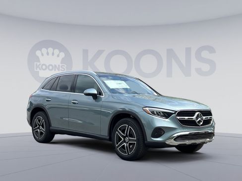 New 2026 Mercedes-Benz GLC 300 4MATIC image 2