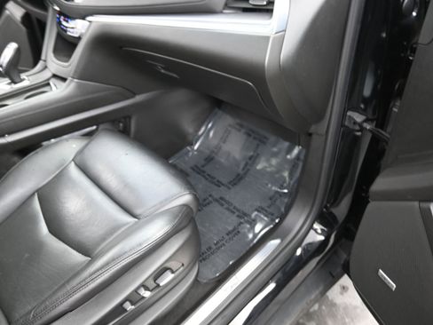 Used 2019 Cadillac XT5 Premium Luxury image 21