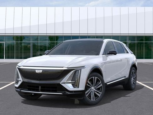 New 2026 Cadillac Lyriq Premium Luxury image 6