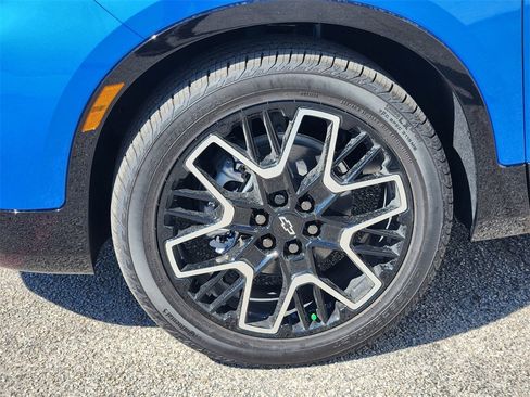 New 2025 Chevrolet Blazer RS w/ Driver Confidence II Package image 8