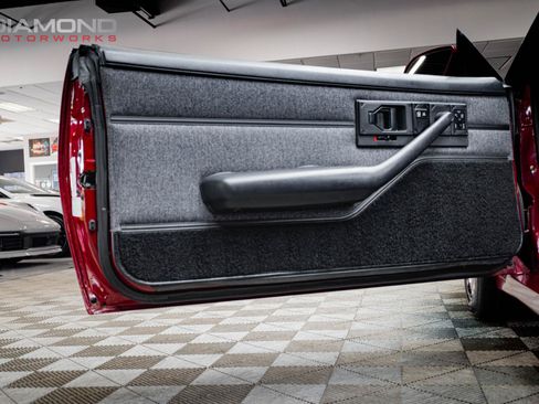 Used 1989 Chevrolet Camaro IROC-Z RWD image 13