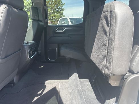 Used 2025 GMC Sierra 1500 SLT w/ SLT Premium Plus Package AWD/4WD image 36
