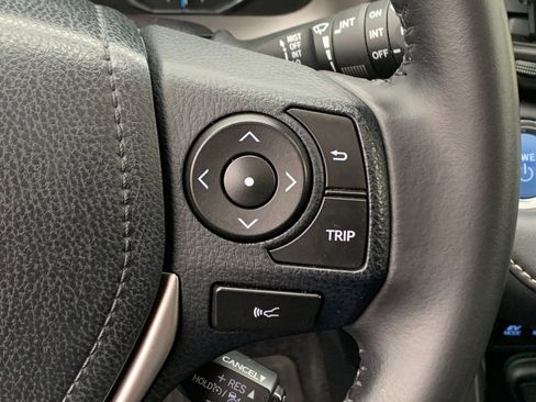 Used 2017 Toyota RAV4 XLE image 27