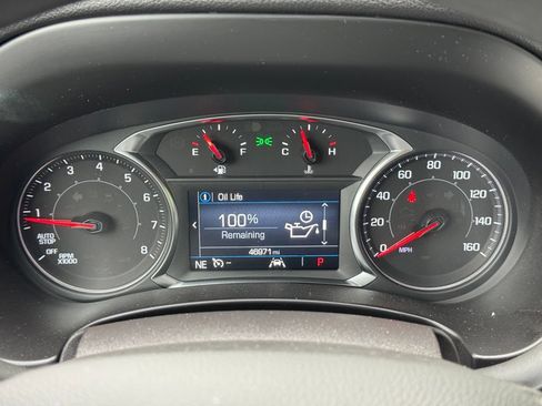 Used 2024 GMC Terrain SLE AWD/4WD image 2