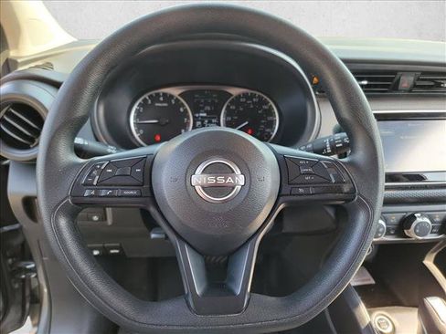 Used 2024 Nissan Kicks S FWD image 13