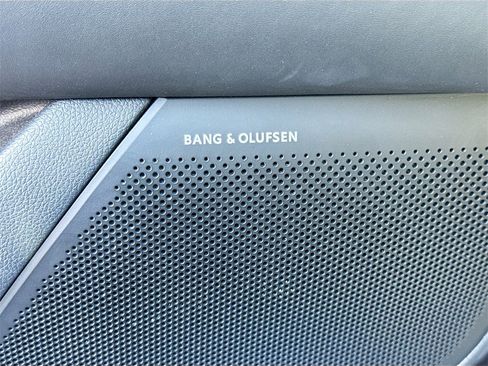 Used 2023 Genesis G90 3.5T image 20