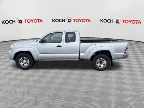 Used 2010 Toyota Tacoma 4x4 Access Cab V6 image 4