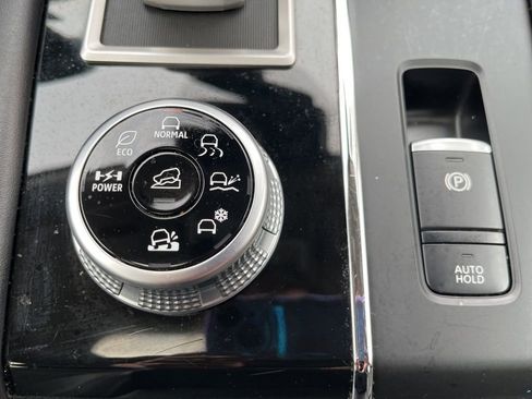 Used 2024 Mitsubishi Outlander Ralliart image 41