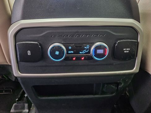 Used 2024 Ford Expedition Max Limited AWD/4WD image 18