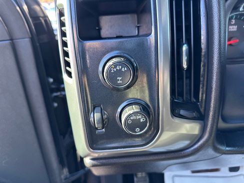 Used 2018 Chevrolet Silverado 2500 LT image 23