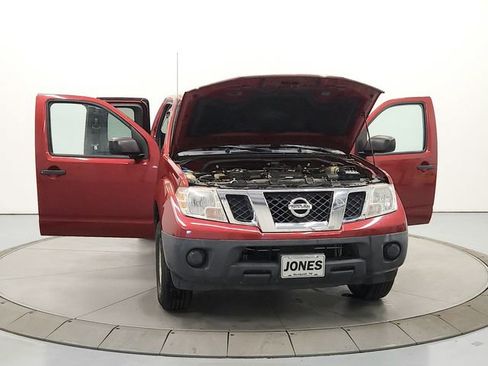 Used 2015 Nissan Frontier S image 10