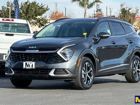 Used 2025 Kia Sportage EX w/ EX Premium Package image 8