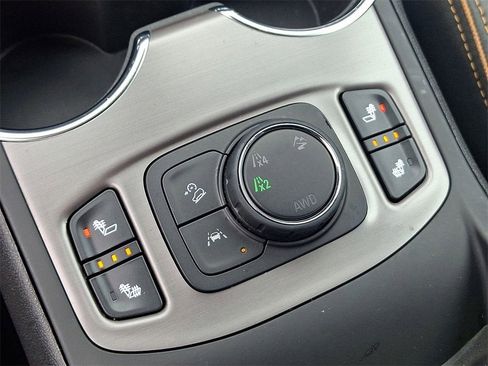 Certified 2023 GMC Terrain AT4 image 37