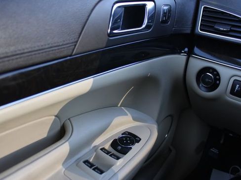 Used 2018 Lincoln MKT AWD w/ Technology Package image 14