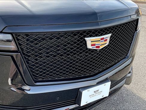 Certified 2024 Cadillac Escalade Sport Platinum w/ LPO, Floor Liner Package image 31