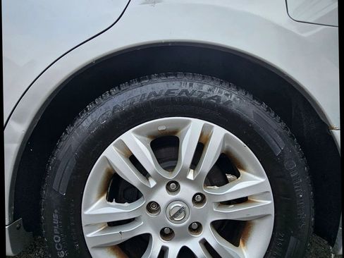 Used 2012 Nissan Altima 2.5 S w/ 20th Anniversary Pkg image 27