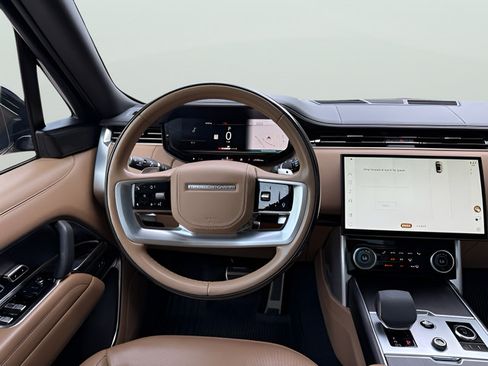 Certified 2023 Land Rover Range Rover Long Wheelbase Autobiography AWD/4WD image 10
