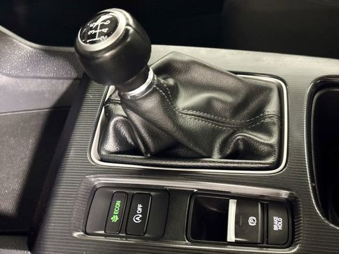 Used 2023 Honda Civic Sport image 18