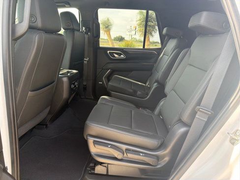 Used 2021 Chevrolet Tahoe LT RWD image 12