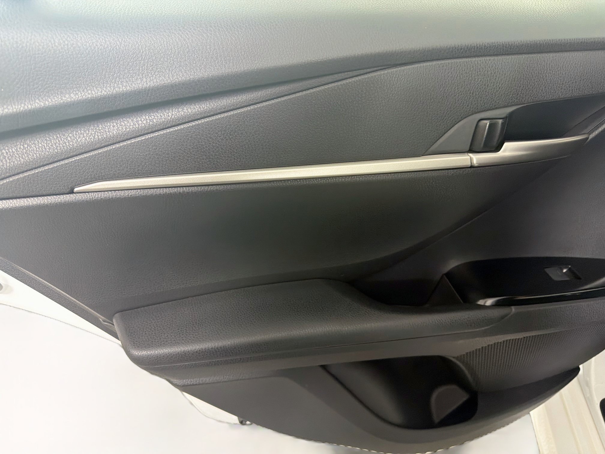 Used 2025 Toyota Camry LE FWD image 24