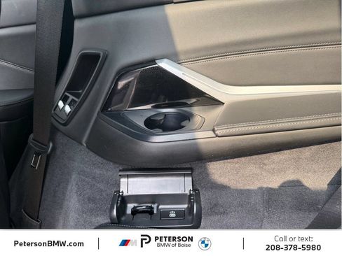 Used 2025 BMW X7 xDrive40i w/ M Sport Package AWD/4WD image 24