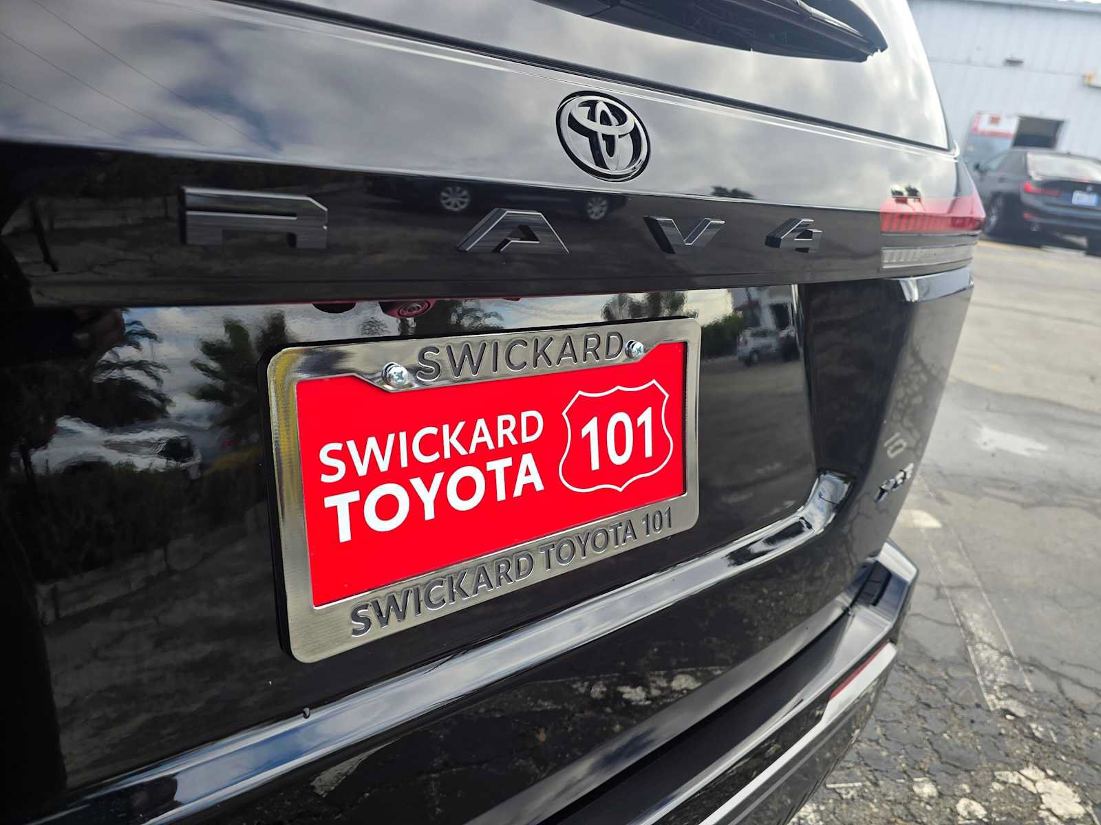 New 2026 Toyota RAV4 XSE w/ Panoramic Sun Roof Package AWD/4WD image 13