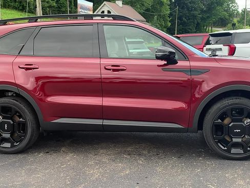 Used 2024 Kia Sorento SX AWD/4WD image 5