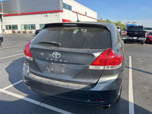 Used 2010 Toyota Venza image 5