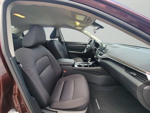 Used 2023 Nissan Altima 2.5 SV AWD/4WD image 28