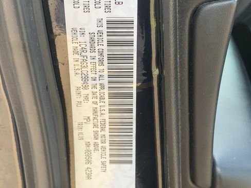Used 2020 Jeep Grand Cherokee Altitude AWD/4WD image 35