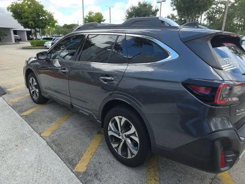 Used 2022 Subaru Outback Touring XT AWD/4WD image 5