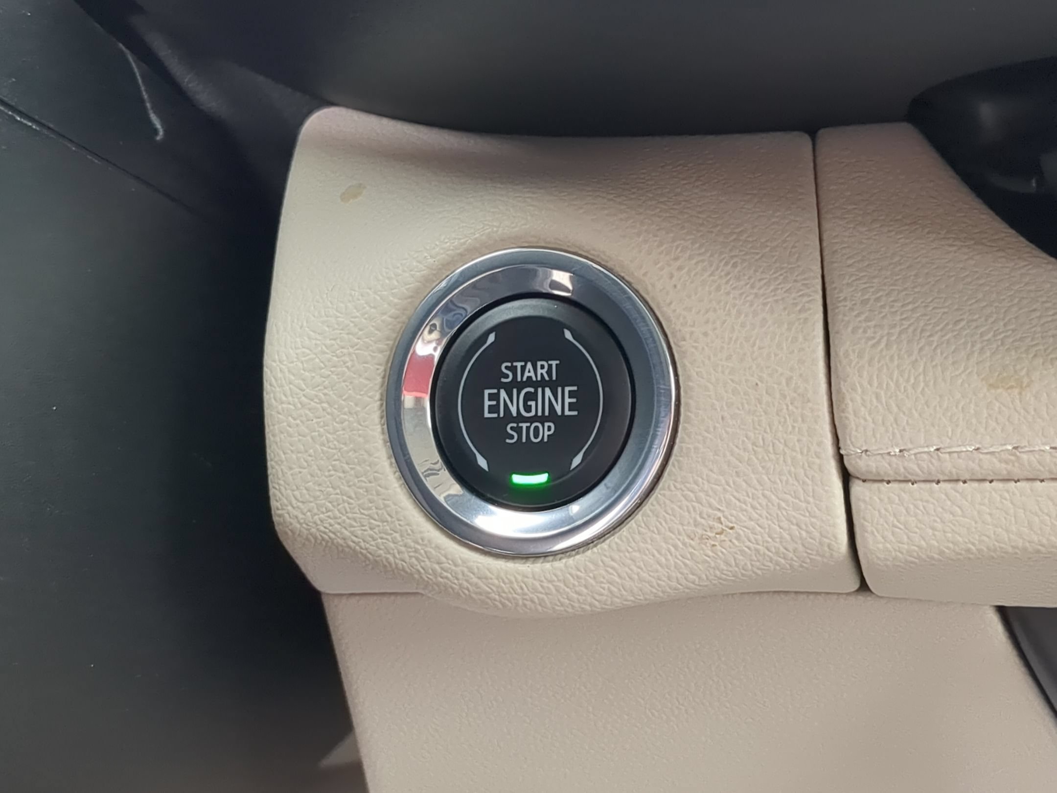 Certified 2023 Buick Envision Avenir AWD/4WD image 16