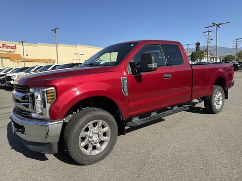 Used 2019 Ford F350 XLT AWD/4WD image 2