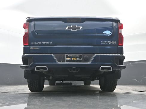 Used 2021 Chevrolet Silverado 1500 High Country w/ Technology Package AWD/4WD image 29