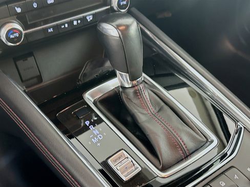 Used 2023 MAZDA CX-5 Carbon Edition image 23