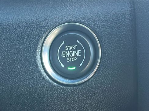 New 2024 GMC Acadia Denali w/ LPO, Floor Liner Package image 21