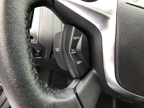 Used 2012 Ford Focus SEL FWD image 21