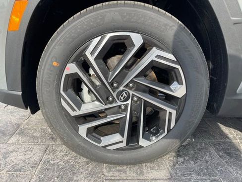New 2025 Hyundai Tucson Limited FWD image 7