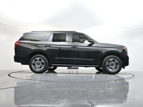New 2026 Ford Expedition Active AWD/4WD image 36