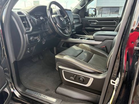 Used 2021 RAM 1500 Laramie w/ Sport Appearance Package AWD/4WD image 14