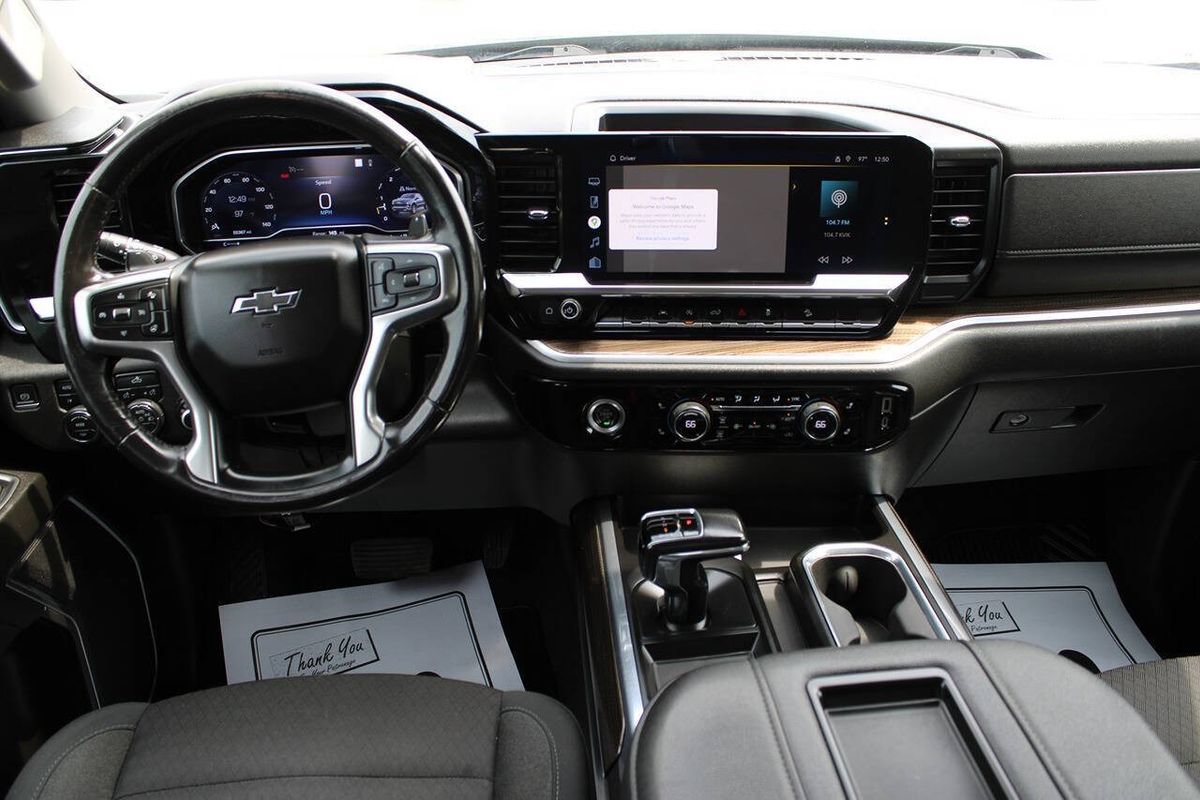 Used 2022 Chevrolet Silverado 1500 RST AWD/4WD image 11