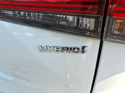 Used 2021 Toyota Highlander XLE image 10