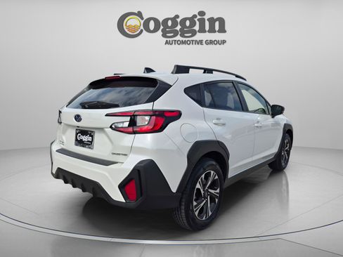 Used 2024 Subaru Crosstrek 2.0i Premium AWD/4WD image 6